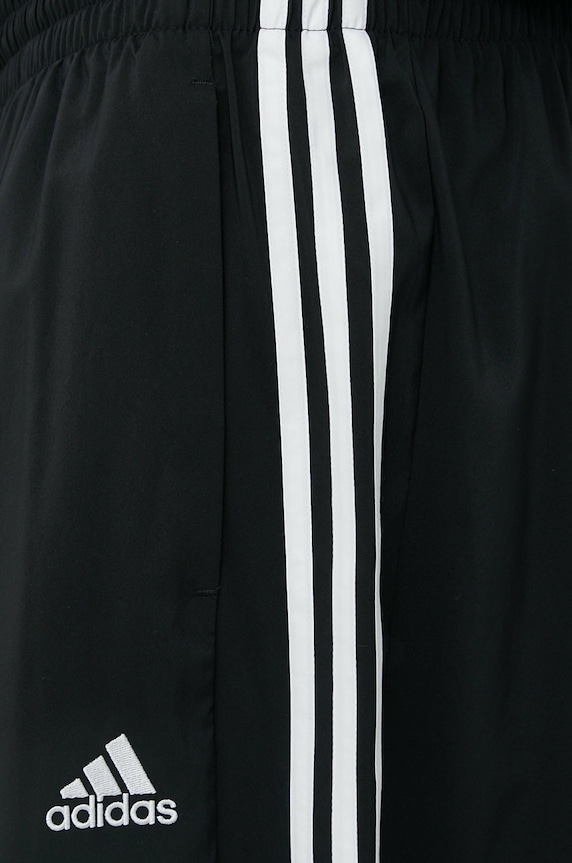 adidas szorty treningowe Essentials Chelsea czarny IC1484