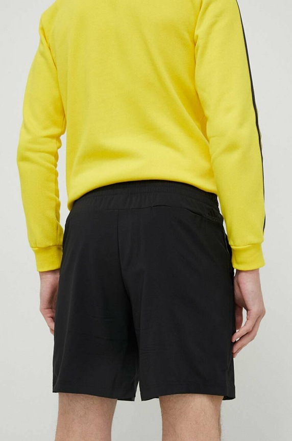 Odzież adidas szorty treningowe Essentials IC9441 czarny