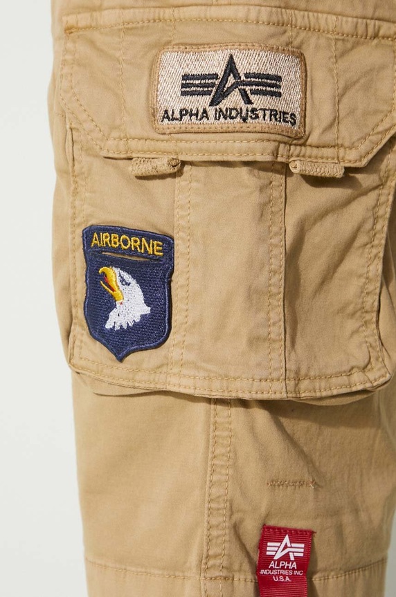 Alpha Industries pantaloni scurți cargo bărbătești din bumbac cu elastan 186209 bej