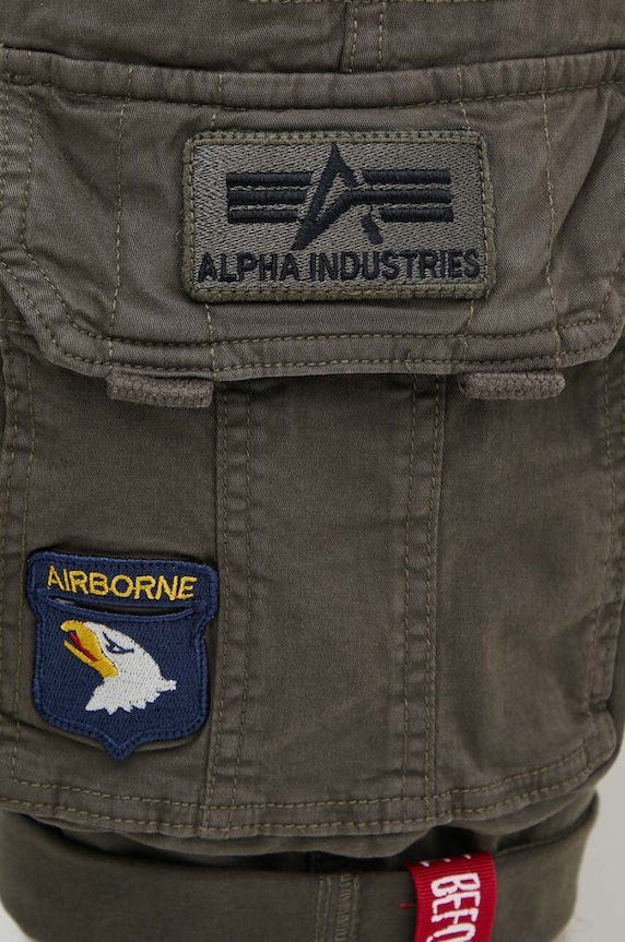 Alpha Industries pantaloni scuți cargo bărbătești din bumbac cu elastan 186209 verde