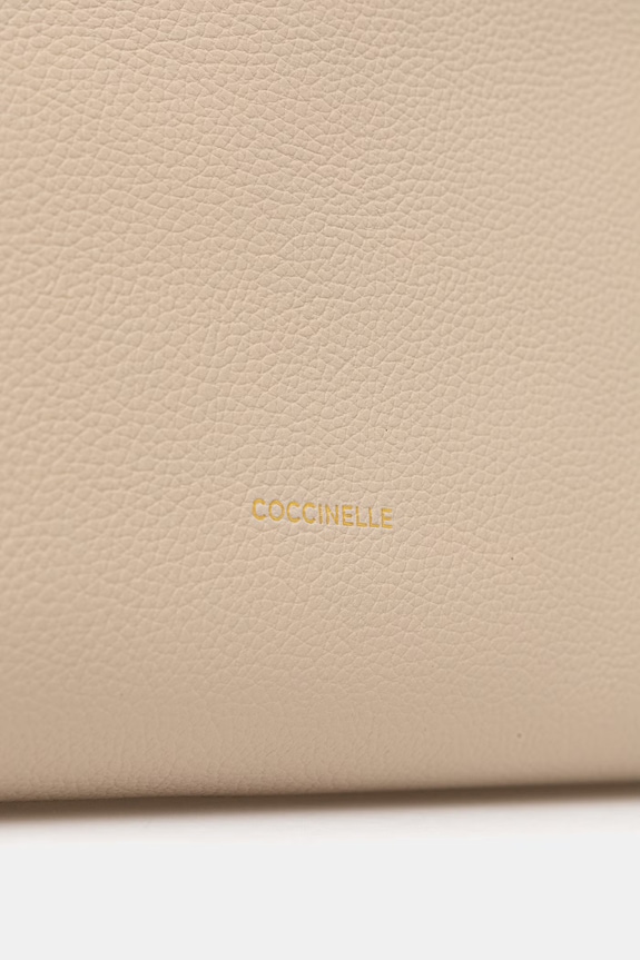 Δερμάτινη τσάντα Coccinelle μπεζ E1.M50.19.02.01