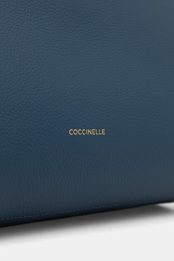 Δερμάτινη τσάντα Coccinelle μπλε E1.M50.19.02.01