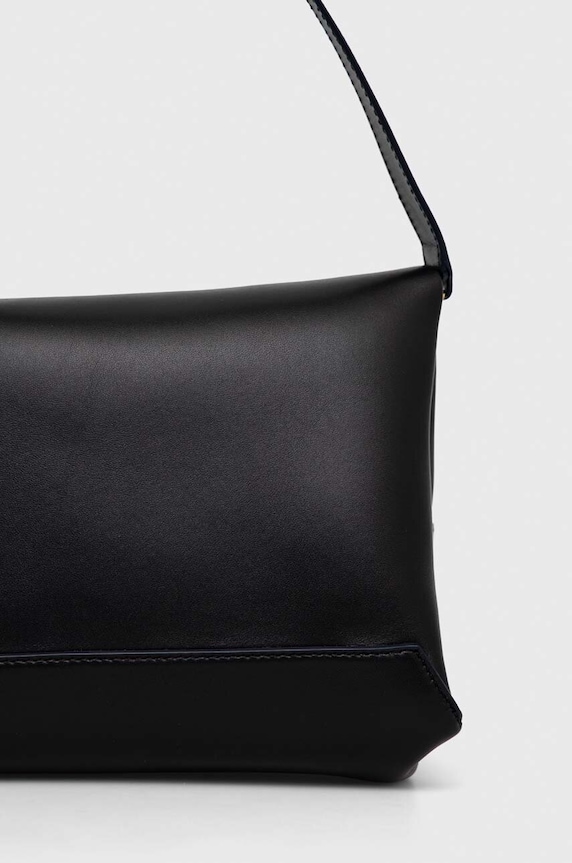 Δερμάτινη τσάντα ώμου Victoria Beckham Chain Pouch μαύρο B223AAC004769A
