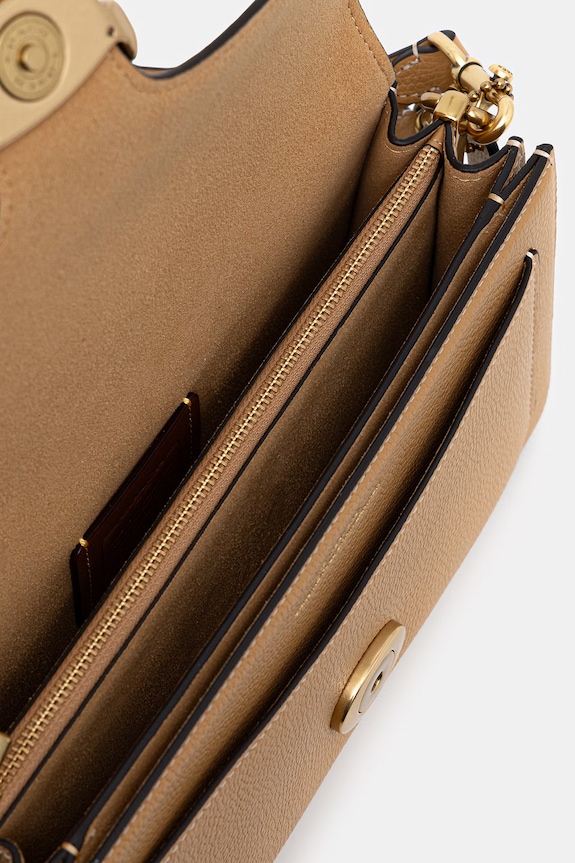 Γυναικεία δερμάτινη τσάντα χιαστί Coach Tabby 26 CH857 μπεζ