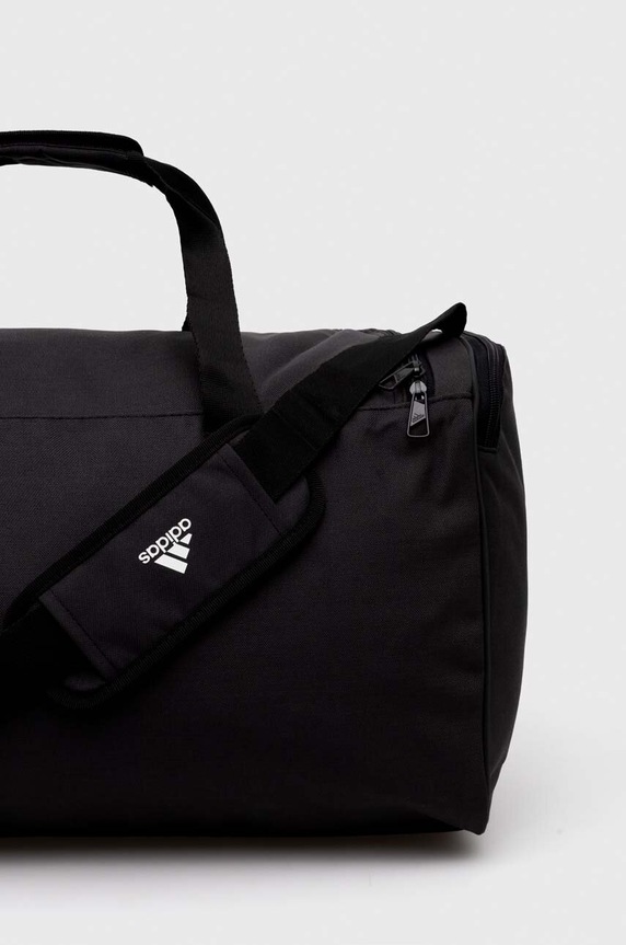 Akcesoria adidas Performance torba sportowa Essentials Linear Medium HT4743 czarny