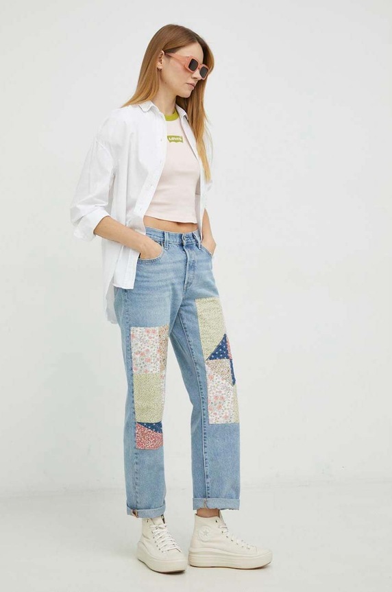 Βαμβακερό μπλουζάκι Levi's A3523.0032 ροζ SS23