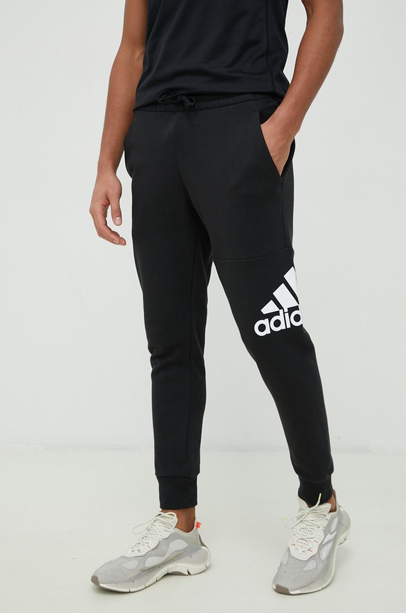Памучен спортен панталон adidas памук черен HA4342