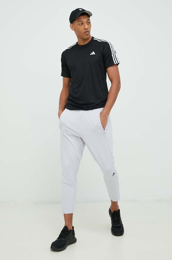 adidas Performance maglietta da allenamento Train Essentials IB8150 nero SS23