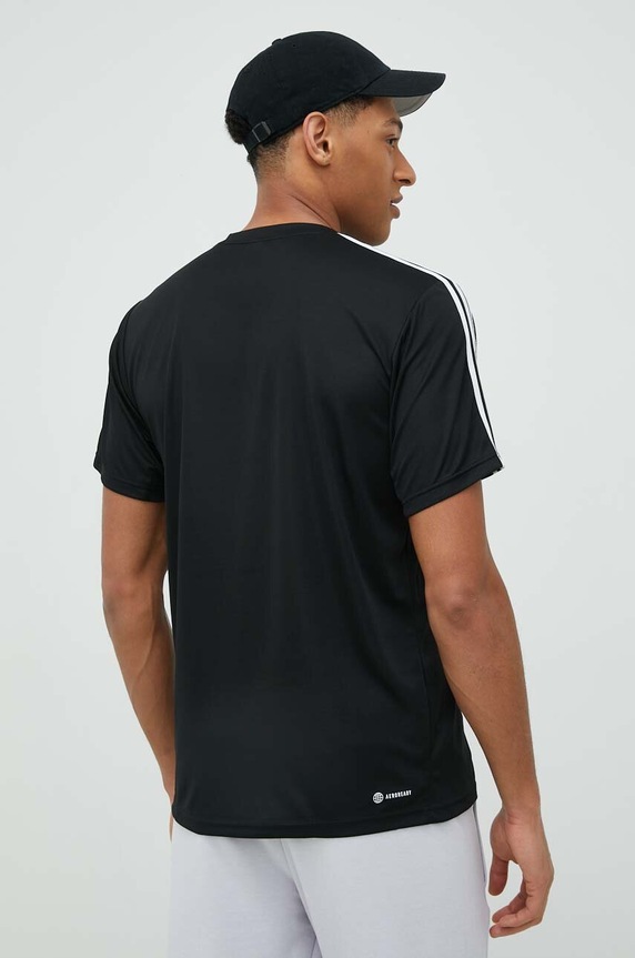 Abbigliamento adidas Performance maglietta da allenamento Train Essentials IB8150 nero