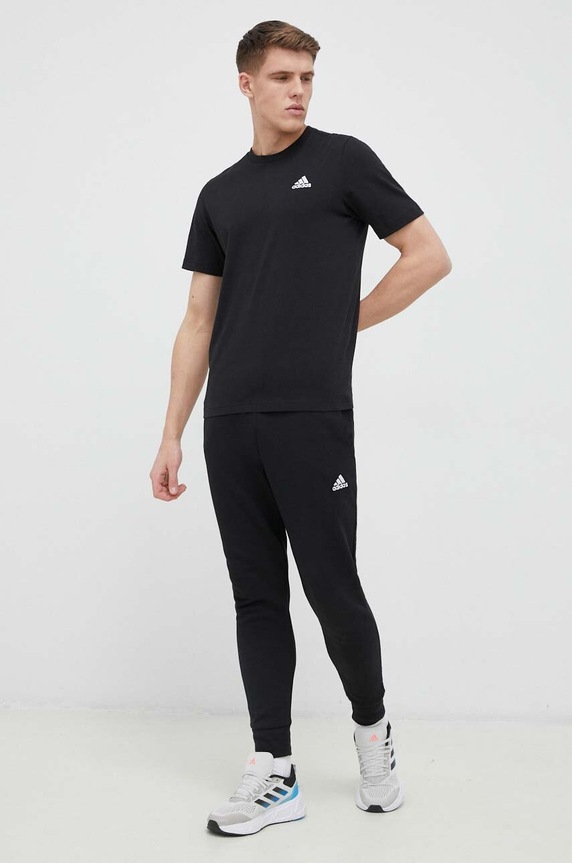 adidas t-shirt bawełniany Essentials IC9282 czarny SS23
