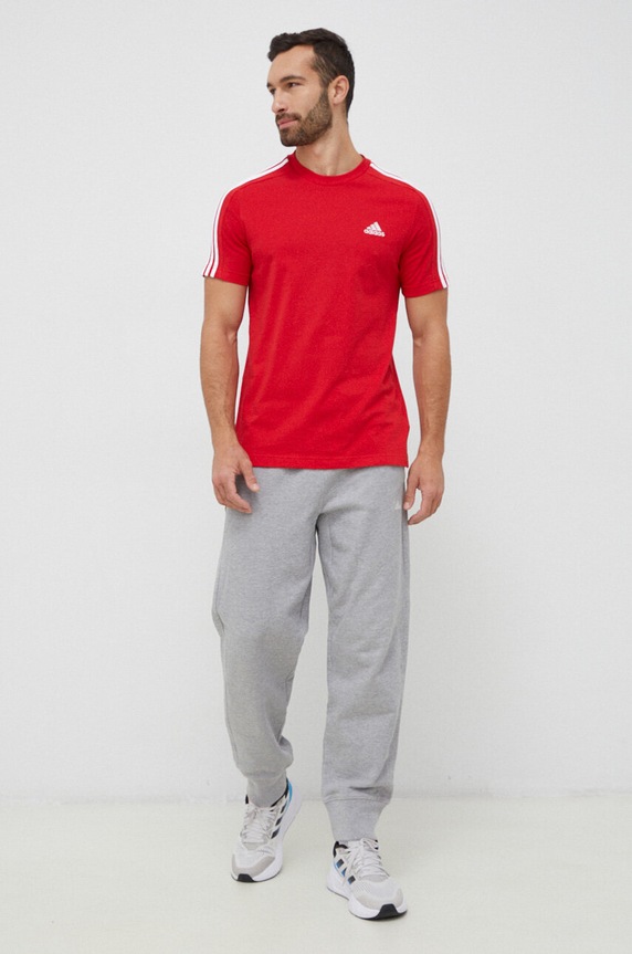 Bavlněné tričko adidas IC9339 červená AW24