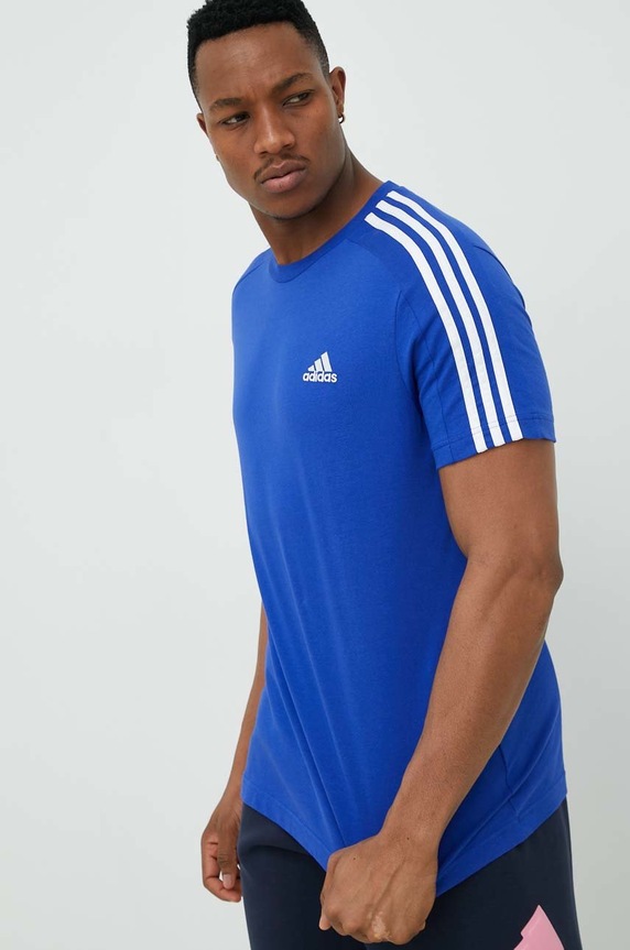 adidas t-shirt bawełniany Essentials regular niebieski IC9338
