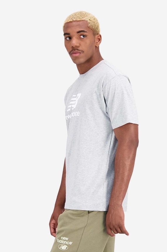 Oblečenie Tričko New Balance MT31541AG sivá