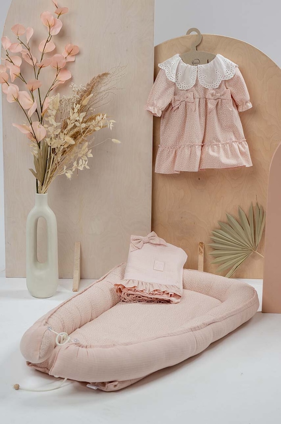 Jamiks cocon pentru bebe KARNE KARNE.org.Koko.JWG161.G roz SS24