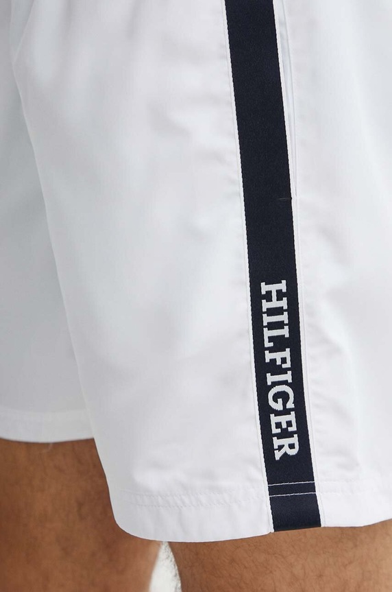 Plavkové šortky Tommy Hilfiger bílá UM0UM03213
