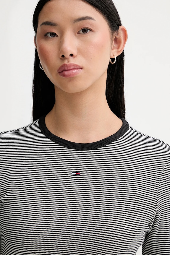 Tommy Jeans hosszú ujjú fekete DW0DW17387