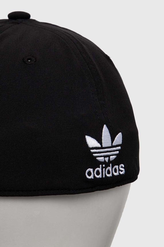 Akcesoria adidas Originals czapka z daszkiem IT7617 czarny