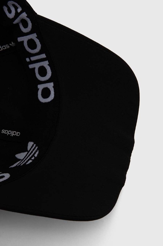 adidas Originals czapka z daszkiem czarny IT7617