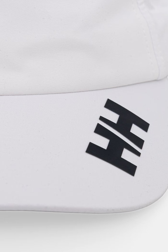 Helly Hansen czapka z daszkiem 67517 biały SS26