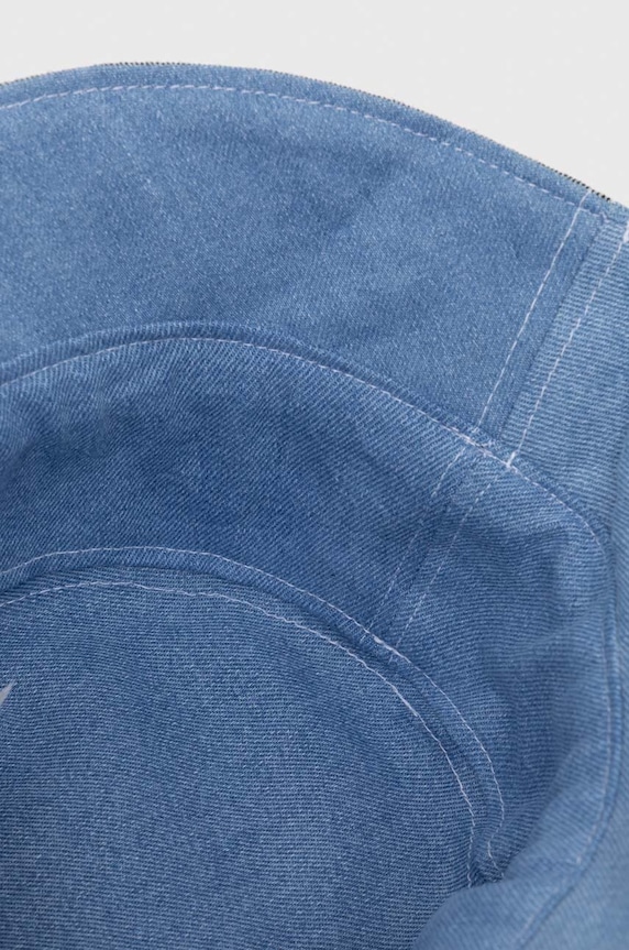 Traper šešir Levi's plava D7515.0003