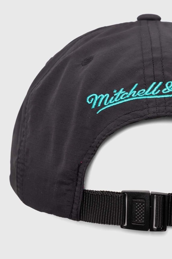Šiltovka Mitchell&Ness NBA LOS ANGELES LAKERS HMUO6823.LALYYPPPBLCK čierna SS24