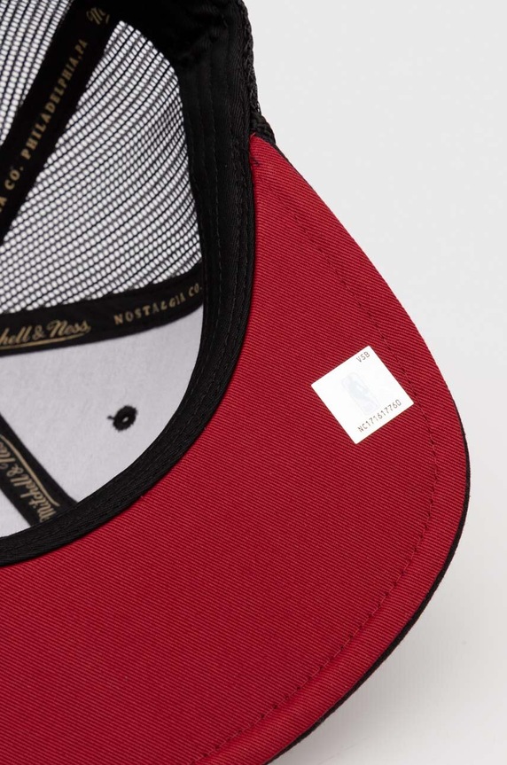 Mitchell&Ness czapka z daszkiem NBA MIAMI HEAT czarny HHSS7016.MHEYYPPPBLCK