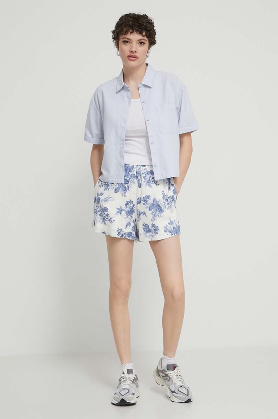 Bavlnená košeľa Vans VN000F74CHA1 modrá SS24