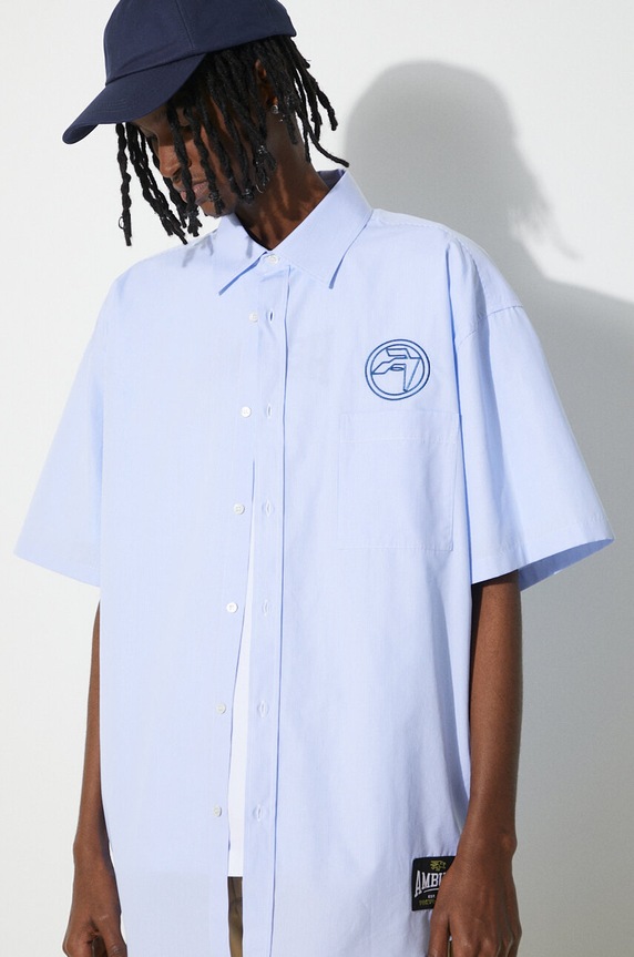 Хлопковая рубашка AMBUSH Emblem Striped S/S Shirt BMGG001S24FAB0024445 голубой