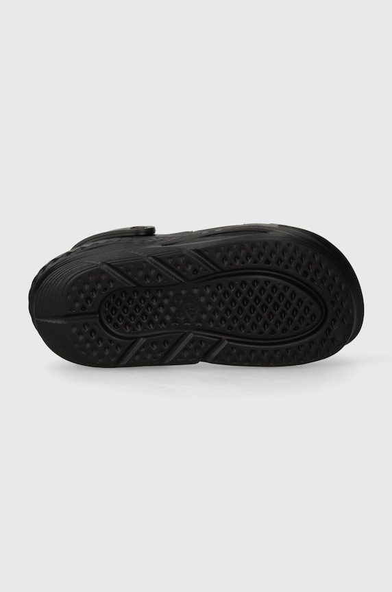 Pantofle Crocs Off Grid Clog 209501.001 černá