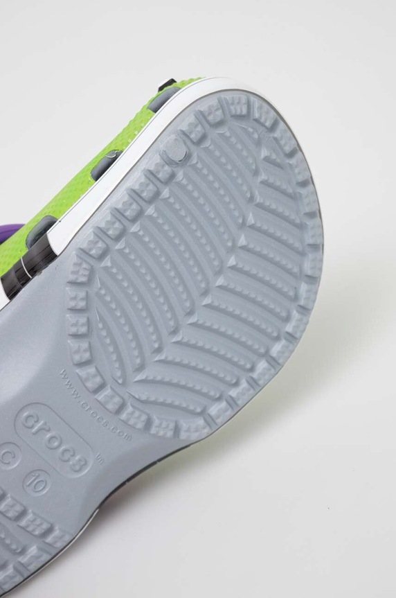 Παιδικές παντόφλες Crocs TOY STORY BUZZ CLASSIC CLOG 209857.CROCS.TOY.STORY. πράσινο