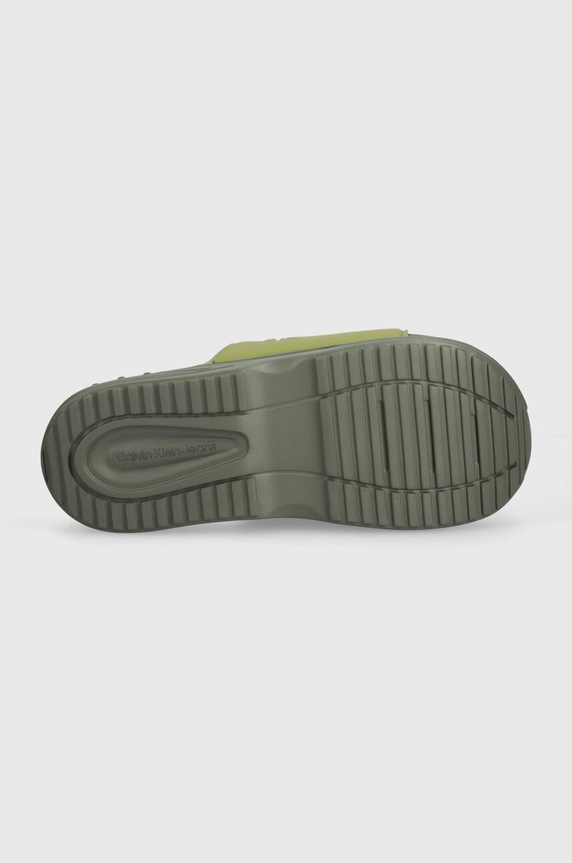 Παντόφλες Calvin Klein Jeans CHUNKY COMF SLIDE MINIMAL RAW YM0YM00956 πράσινο