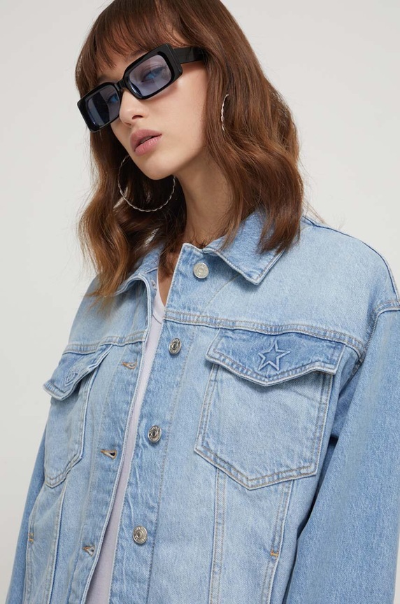 Chiara Ferragni giacca di jeans 76CBS400 blu