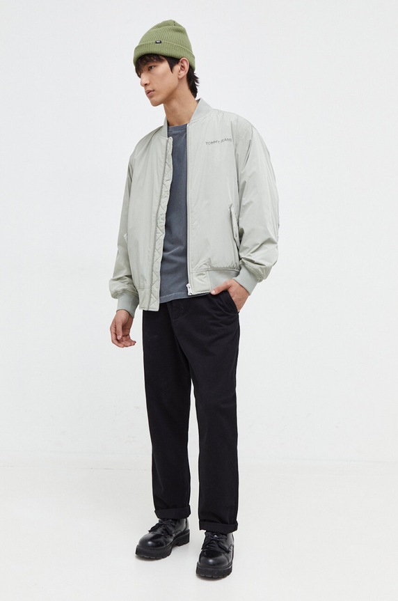 Tommy Jeans kurtka bomber DM0DM17879 zielony SS24