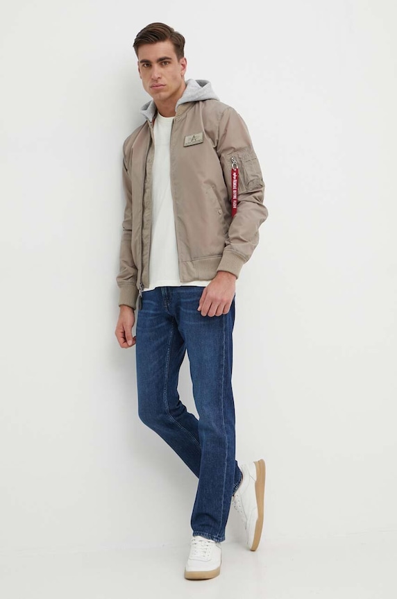 Μπουφάν Alpha Industries MA-1 TT Hood 196108 μπεζ SS26