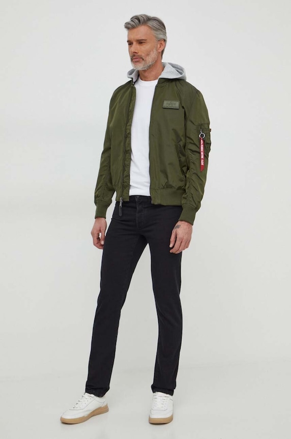 Μπουφάν Alpha Industries MA-1 TT Hood 196108 πράσινο SS26
