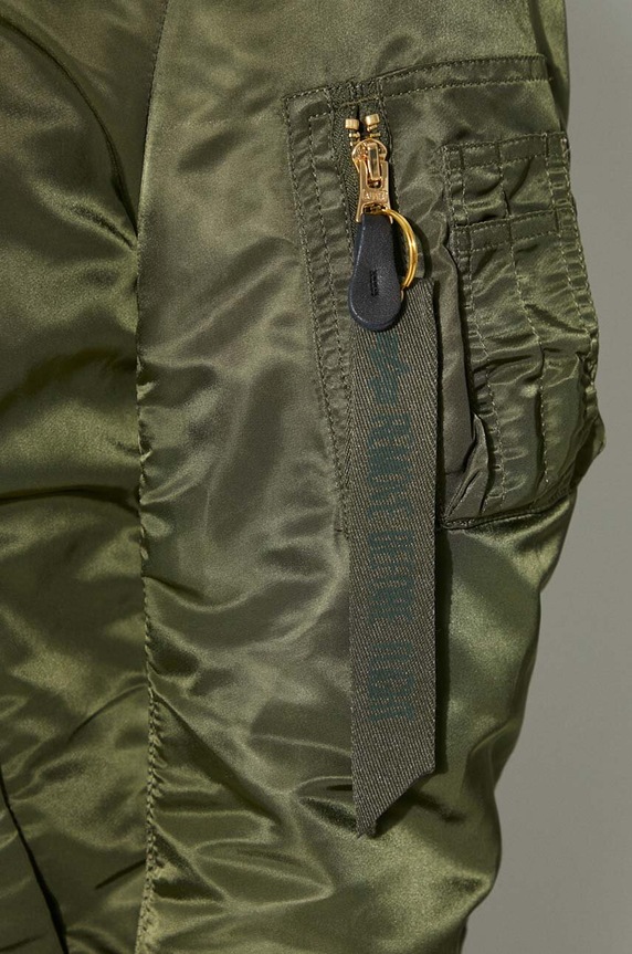 Куртка-бомбер Alpha Industries MA-1 VF 156101