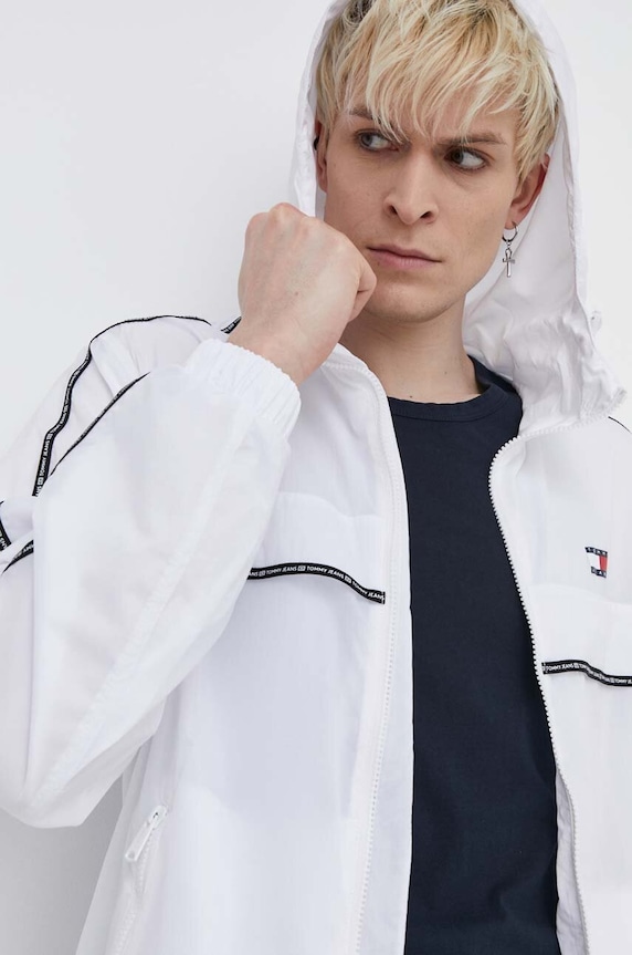 Tommy Jeans rövid kabát fehér DM0DM18697