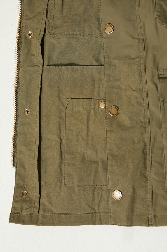Bavlněná bunda Barbour Modified Transport Casual MCA0966