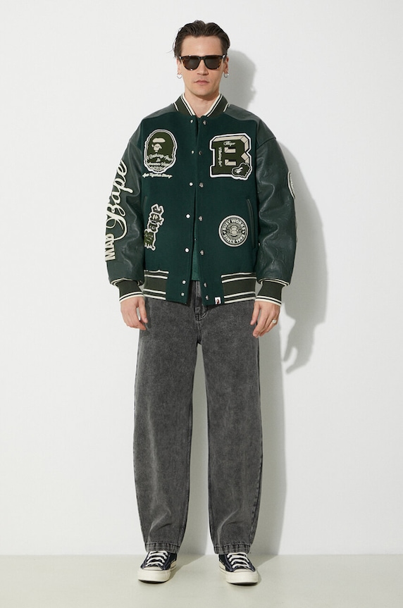 Вовняна куртка-бомбер A Bathing Ape Bape Patch Coach Jacket 1J80141058 зелений SS24