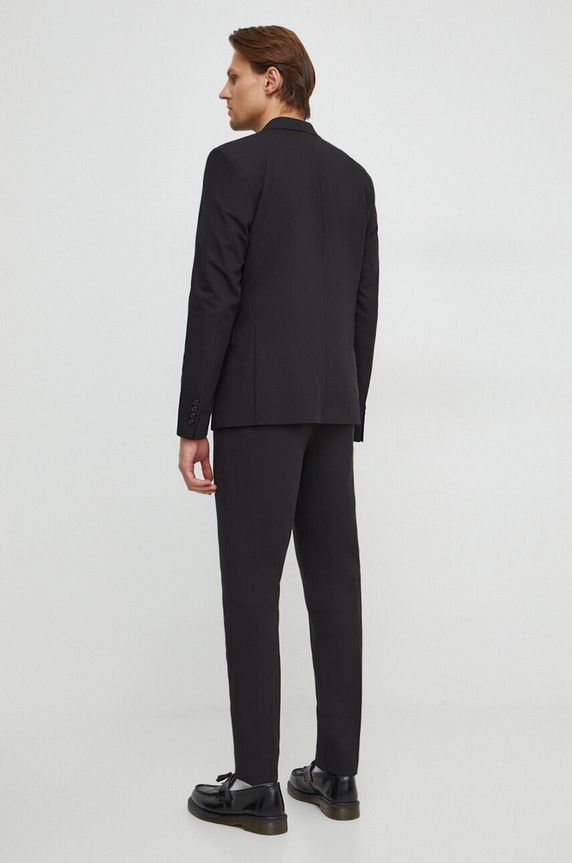 Lindbergh garnitur 30.606900.BLACK czarny SS25