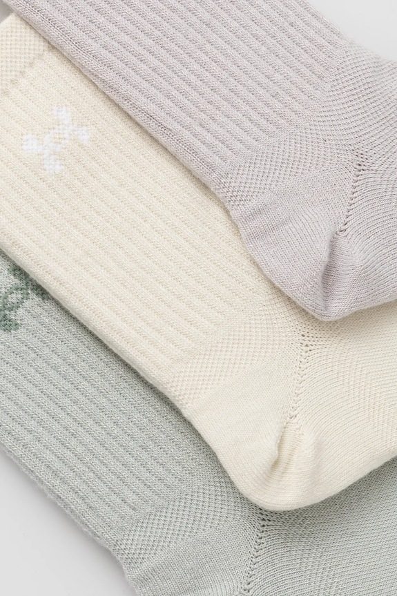 Under Armour șosete Essential 3-pack 1382942 verde SS25
