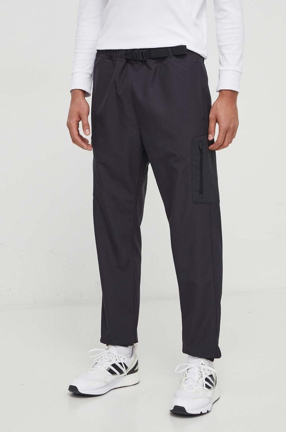adidas Originals melegítőnadrág sima fekete IR9442