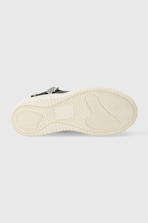 Tommy Jeans sportcipő TJW RETRO BASKET FLATFORM CHARM EN0EN02421 fekete
