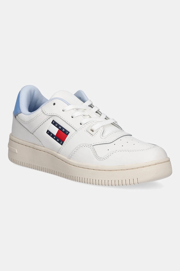 Δερμάτινα sneakers Tommy Jeans TJW RETRO BASKET ESS φλατ λευκό EN0EN02505