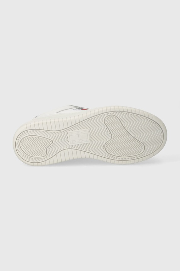 Sneakers Tommy Jeans TJW RETRO BASKET FLATFORM ESS EN0EN02506 λευκό