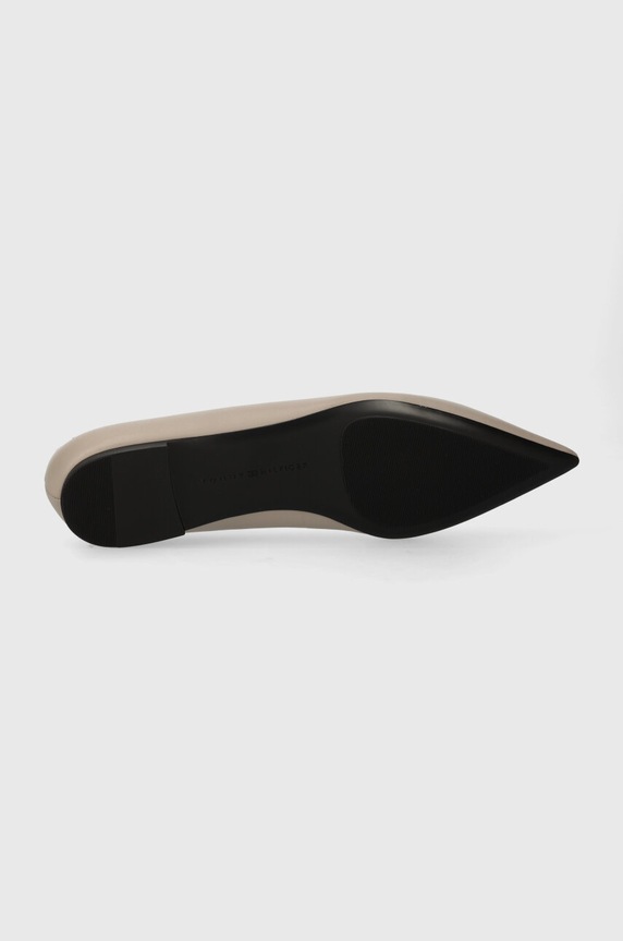 Tommy Hilfiger baleriny skórzane ESSENTIAL POINTED BALLERINA FW0FW07863 beżowy