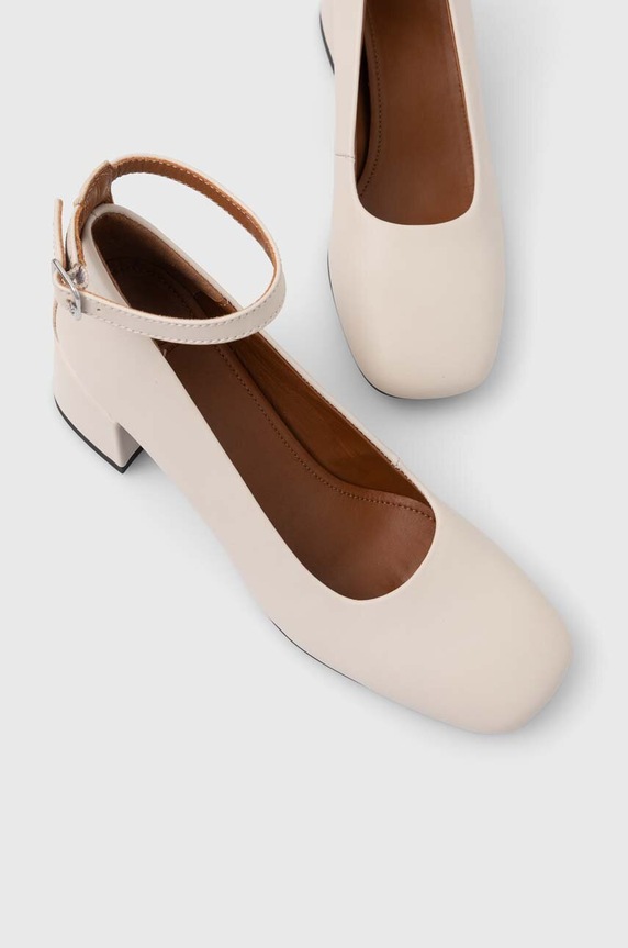 Cipők Vagabond Shoemakers bőr flip-flop ADISON 5739.001.02 bézs