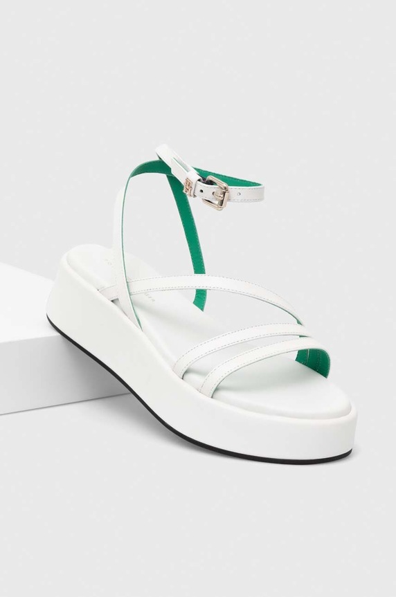 Tommy Hilfiger sandały skórzane TH STRAP PLATFORM FW0FW07728 biały SS24