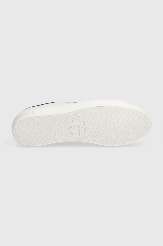 Calvin Klein Jeans sportcipő SKATER VULCANIZED LOW CS ML MR YW0YW01453 fehér