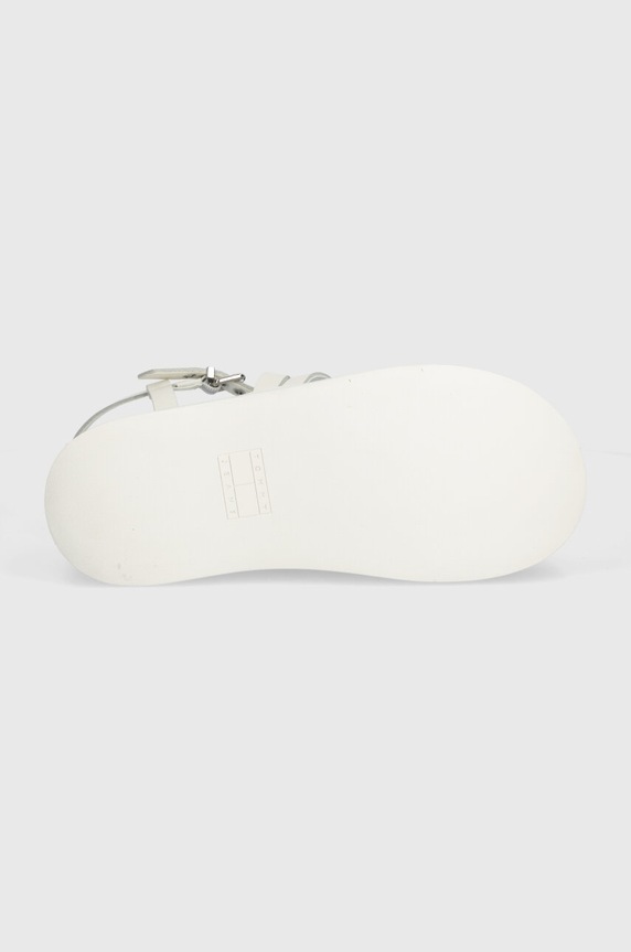Tommy Jeans bőr szandál TJW STRAPPY WEDGE SANDAL EN0EN02516 fehér